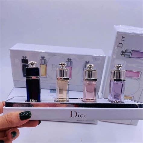 Set nước hoa nữ mini DIOR 4pcs x 5ml 